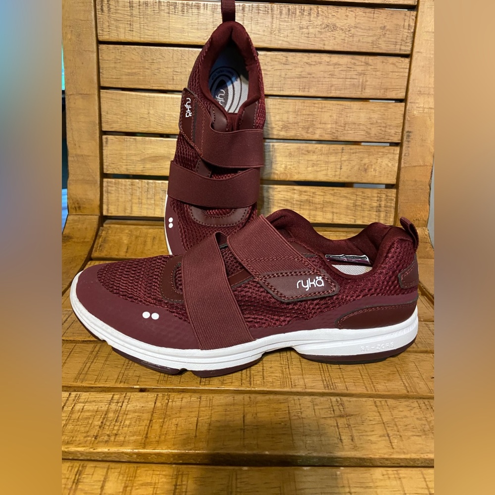Ryka womens sneaker
